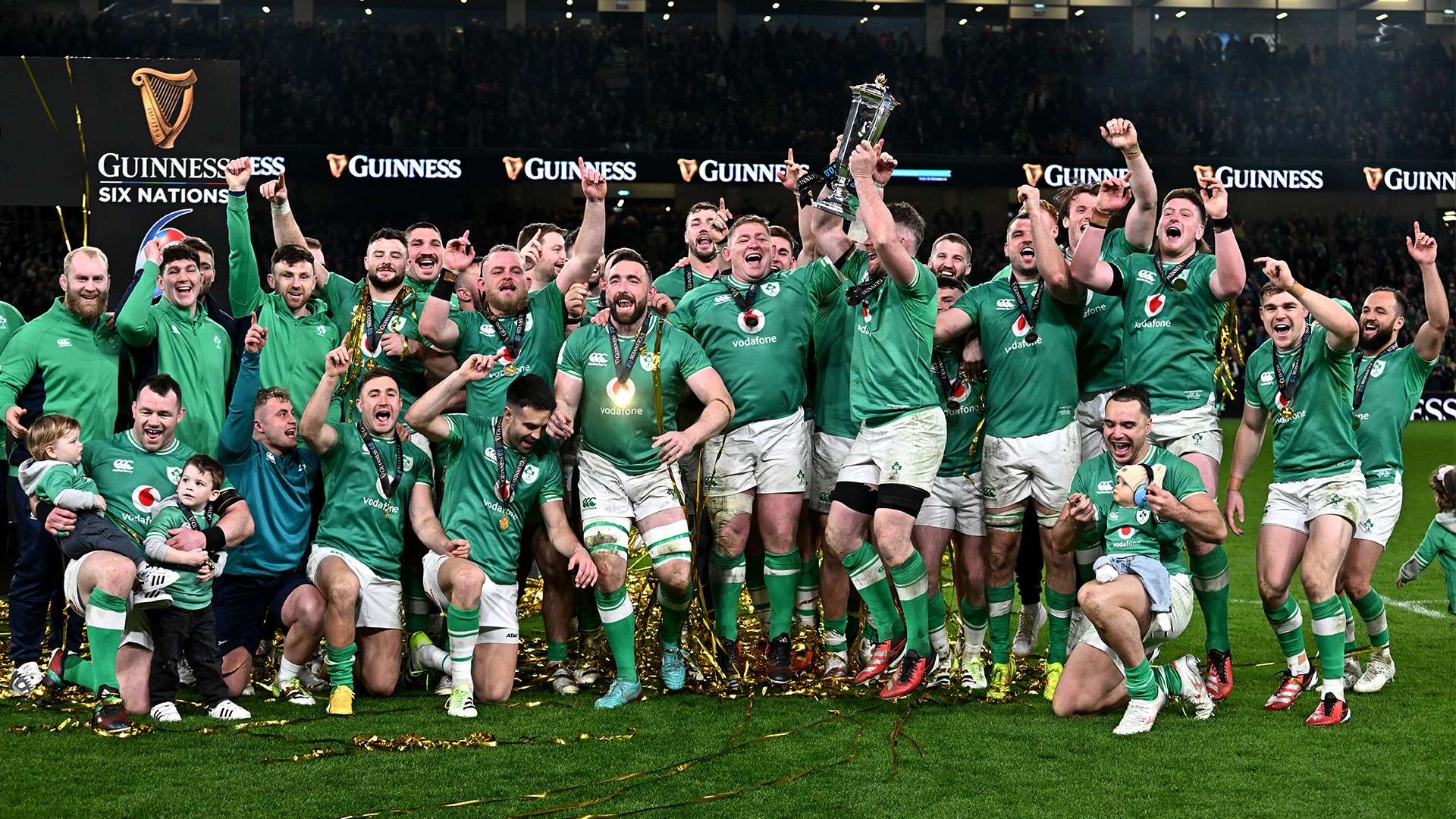 的汗水与付 的汗水与付